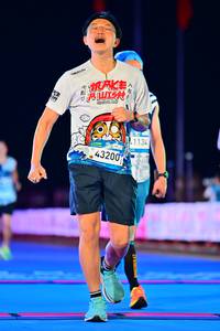 BIB: 
                            <button type="button" onclick="openModal(24476854)" class="btn btn-primary btn-sm float-right btn-popup" data-toggle="modal" data-target=".modal-high-quality">
                        <i class="fas fa-shopping-cart"></i> Add to Cart
                    </button>
                                            <button type="button" onclick="isThisMe(24476854, true)" class="btn btn-success btn-sm float-right btn-popup btn-isme hidden" data-toggle="tooltip" data-placement="bottom" title="นี่คือรูปของคุณใช่ไหม คลิกที่นี่เพื่อเอาเข้าอัลบั้ม">
                        <i class="fas fa-plus"></i> Add to album
                    </button>
                    <button type="button" onclick="isThisMe(24476854, false)" class="btn btn-warning btn-sm float-right btn-popup btn-isnotme hidden">
                        <i class="fas fa-ban"></i> Remove from album
                    </button>